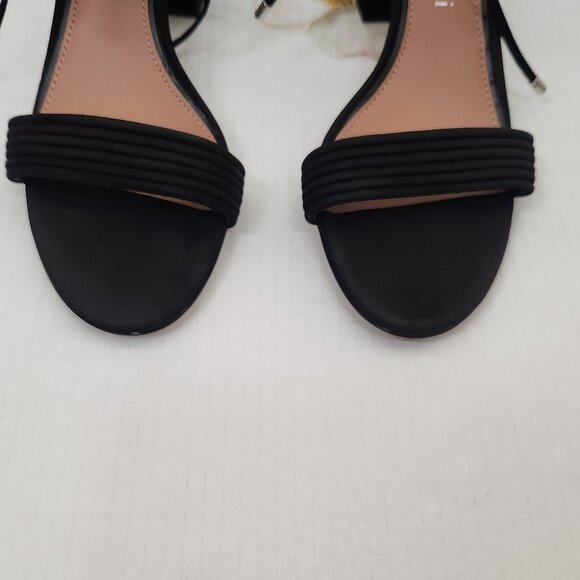 Gianni Bini Size 10 Ankle Tie Block Heel Black Suede Rhiaann Women's Sandals - Picture 3 of 12